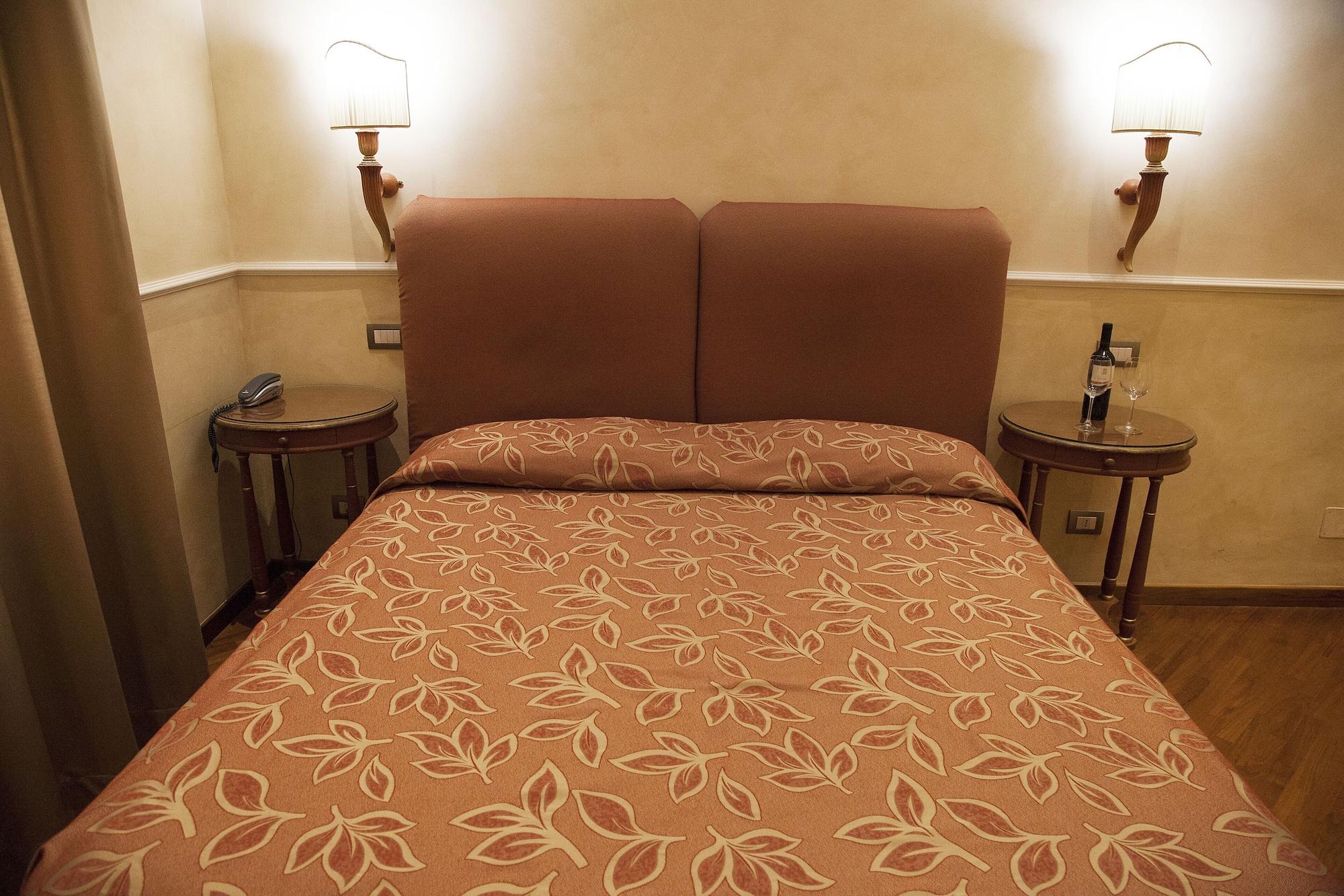 Hotel Aurora Florencja Zewnętrze zdjęcie