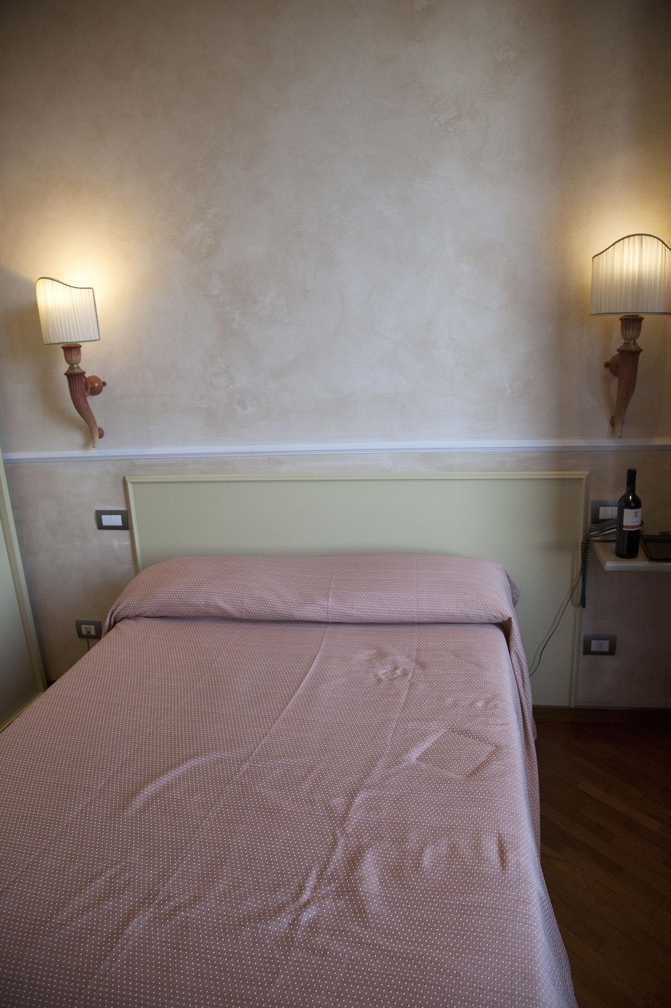 Hotel Aurora Florencja Zewnętrze zdjęcie